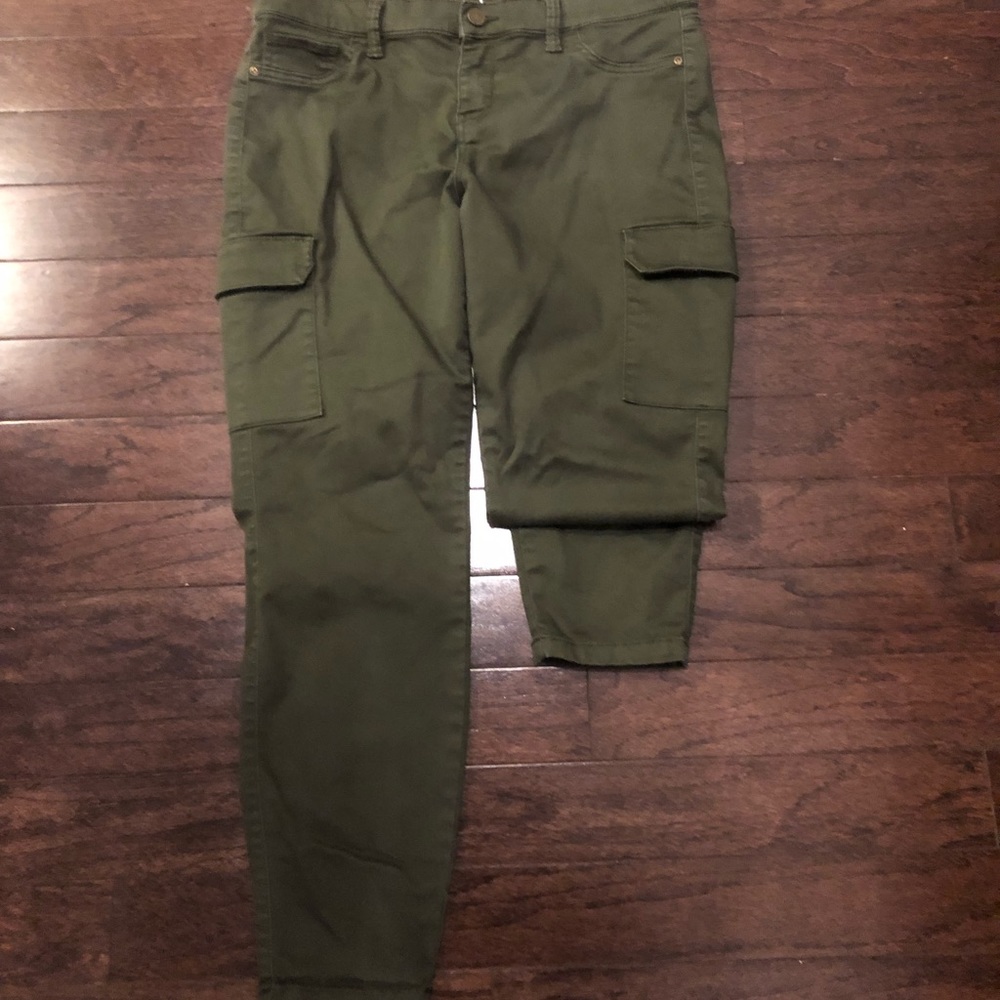 Women’s Pants